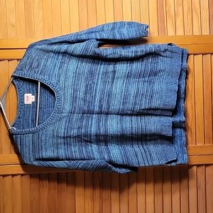 Mossimo three quarter sleeves pull over